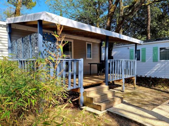 Mobile-home Confort 22-28m² - 2 bedrooms - sheltered terrace + TV