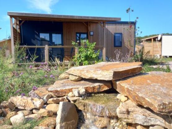 Mobile-home Premium 2 bedrooms 29m² + terrace 21m² + air contionning + plancha