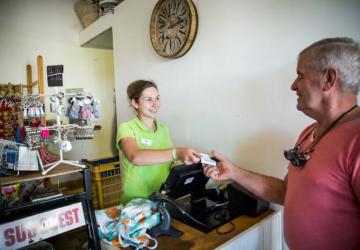 Camping Les Peupliers****